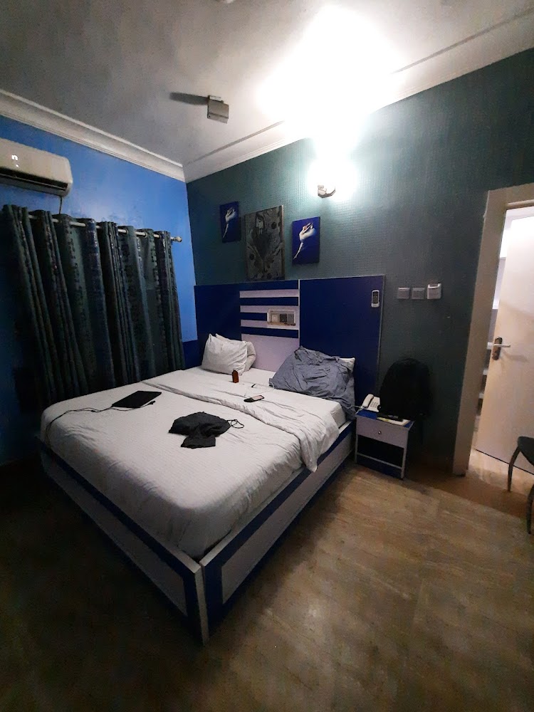 Luxury City Royale photo 2